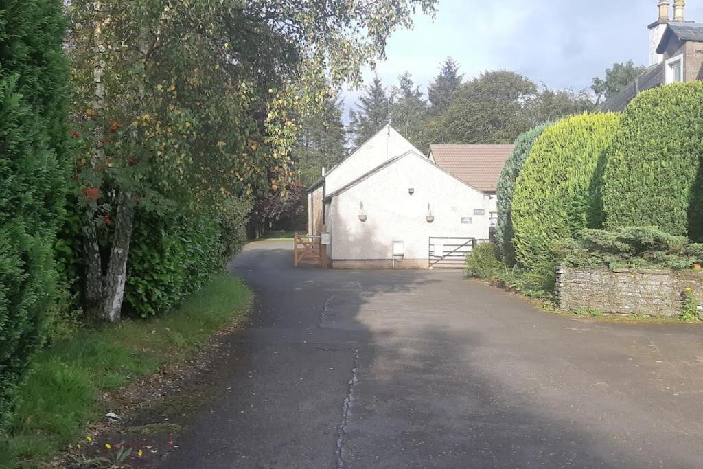 Вилла Pinewood Cotage - Country Walks And Relaxation Blairgowrie and Rattray Экстерьер фото